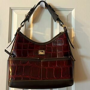 Dooney and bourke Maroon leather shoulder bag!Authentic and beautiful